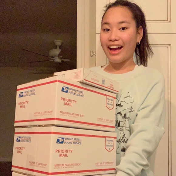 Meet your Posher, Emma - Picture 3 of 5